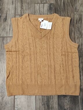 LuLaRoe Cable Knit Sleeveless V-Neck Sweater Vest - Camel/Tan Size Medium NWT
